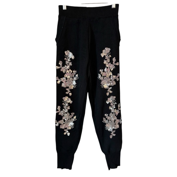 Hand Beaded Knit Sweater Set The Kinrey - Picture 6 of 12